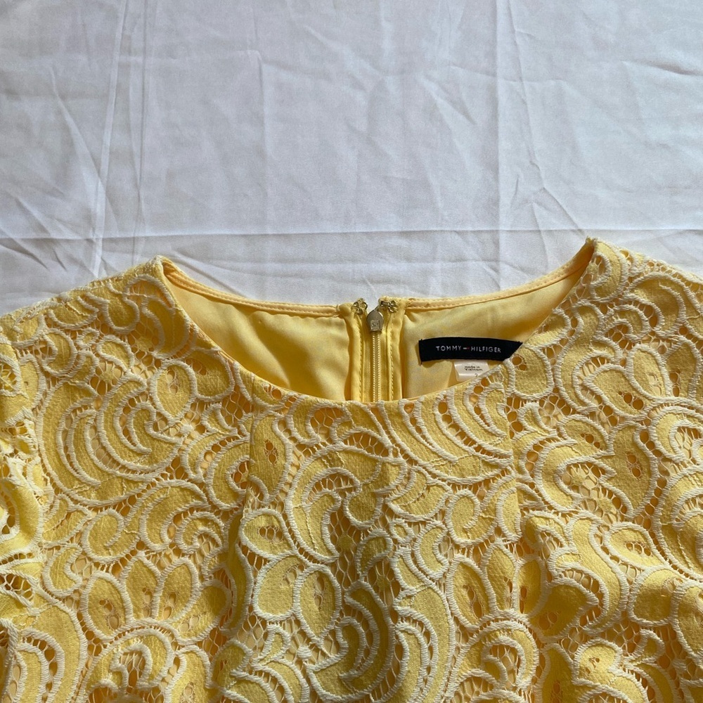 Tommy Hilfiger Lace Short Sleeves Dress - Yellow- Size 2 - Like New - Picture 11 of 12